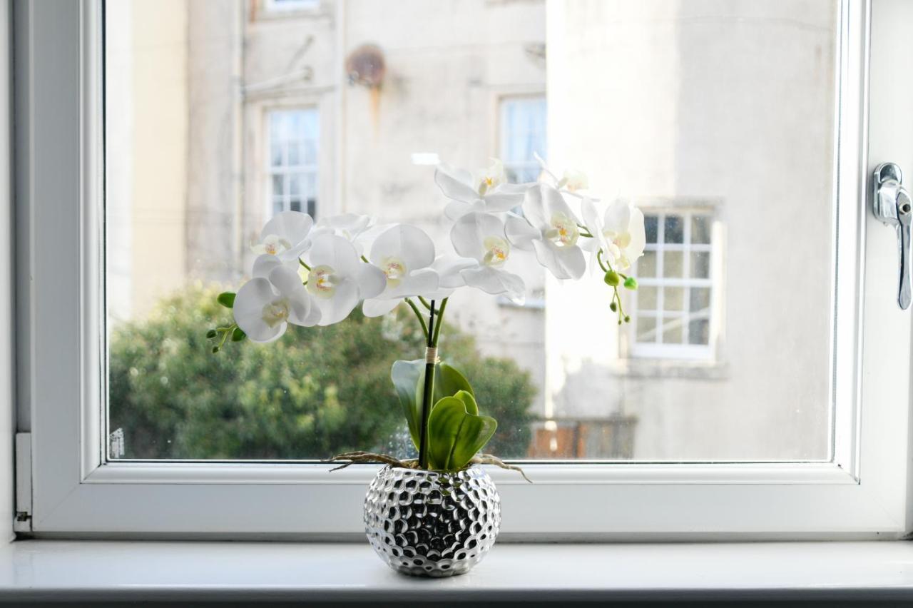 The Gallery Apartment - Oban Town Centre Apartment, Walkable To Ferry Terminal エクステリア 写真
